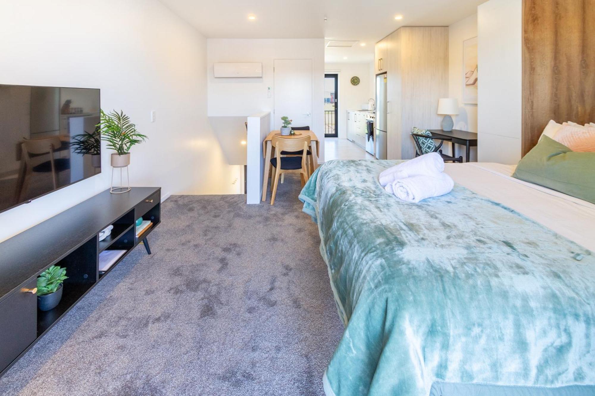 כרייסטצ'רץ' City Living: Upper Studio Haven On Wilmer מראה חיצוני תמונה